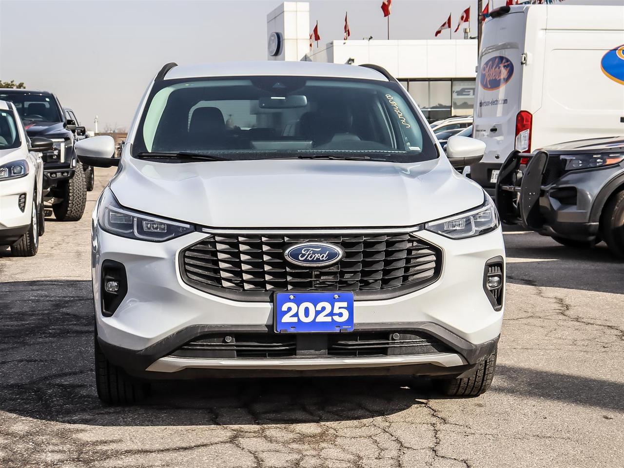 2025 Ford Escape Platinum | AWD | Premium Sound | Photo