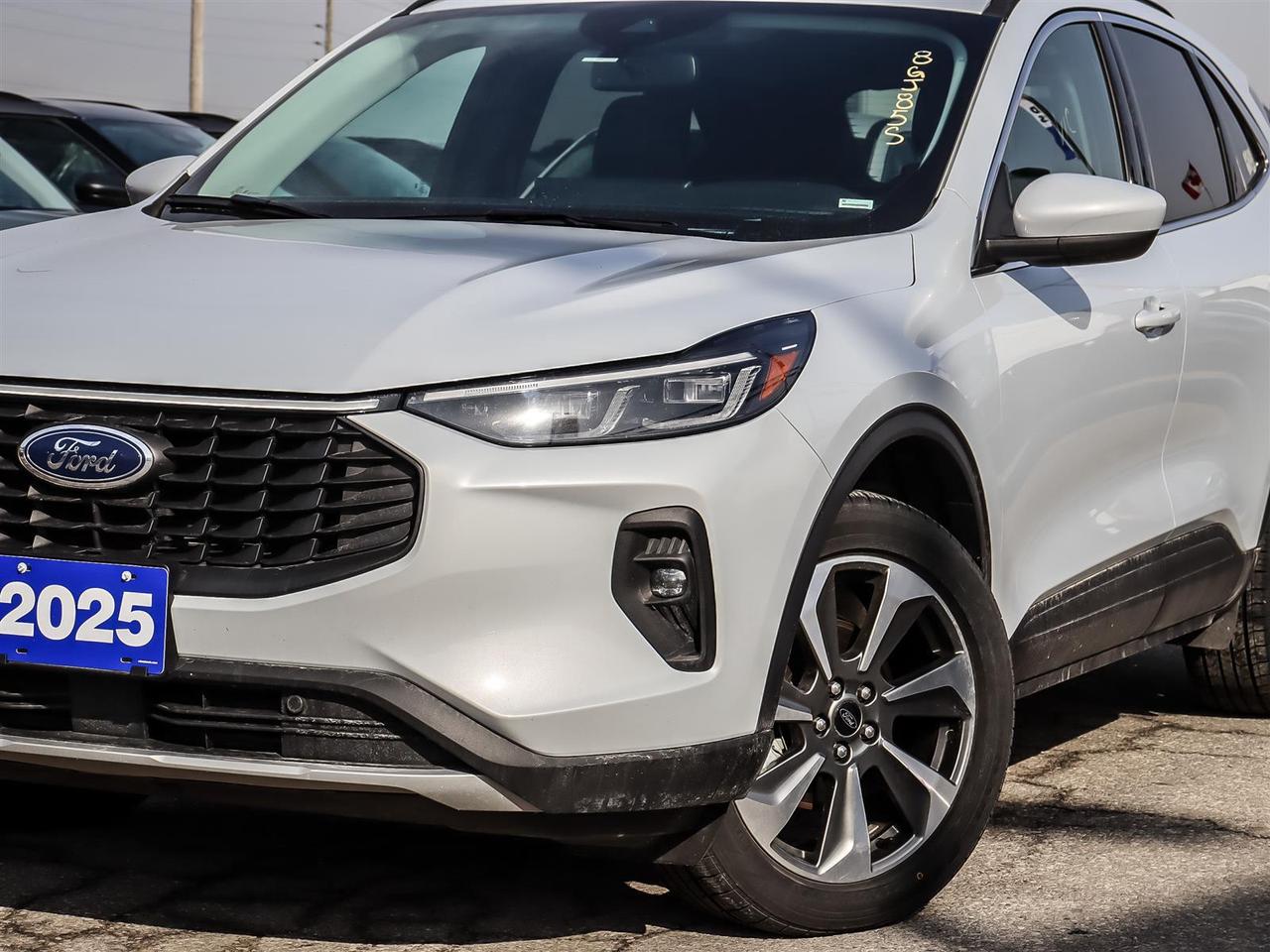 2025 Ford Escape Platinum | AWD | Premium Sound | Photo