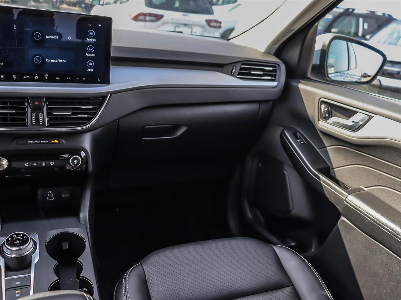 2025 Ford Escape Platinum | AWD | Premium Sound | Leather | Photo