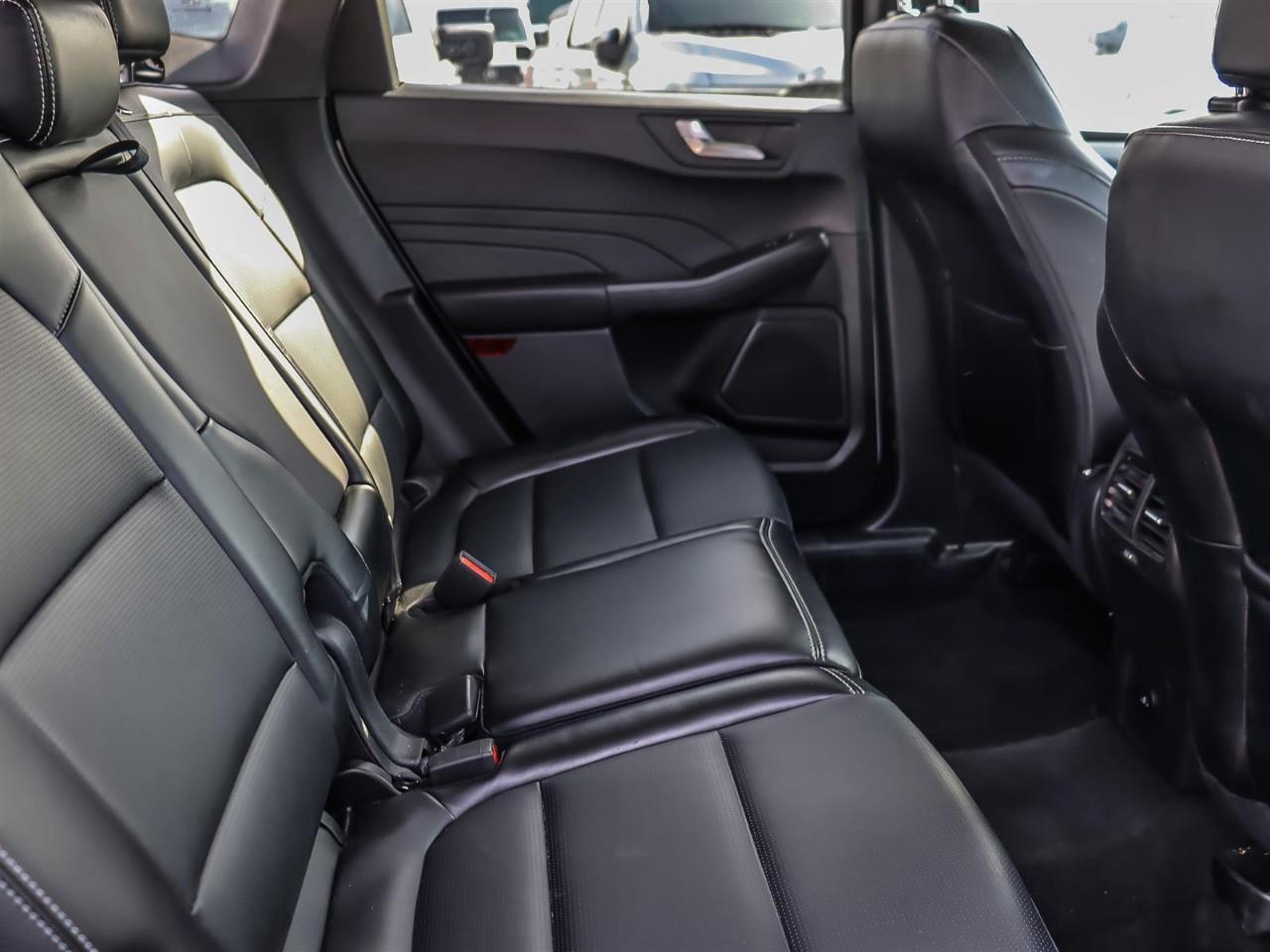 2025 Ford Escape Platinum | AWD | Premium Sound | Leather | Photo