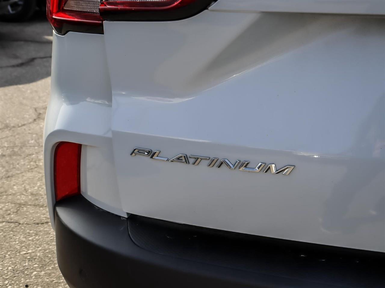 2025 Ford Escape Platinum | AWD | Premium Sound | Leather | Photo