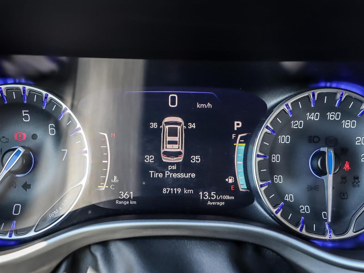 2022 Chrysler Pacifica Touring L | FINANCE IT FOR $117 PER WEEK + TAX | Photo