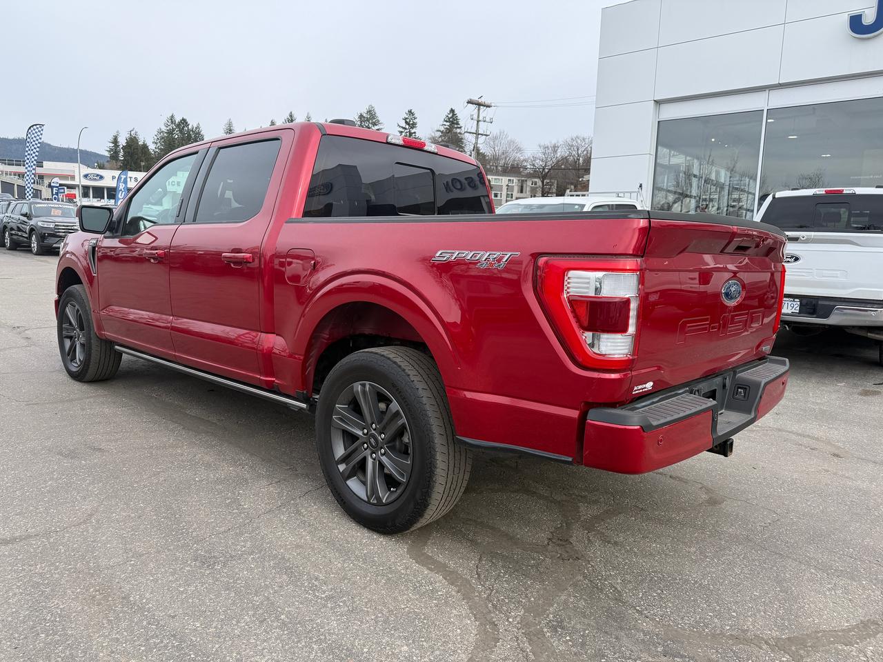 2023 Ford F-150 Lariat Photo2