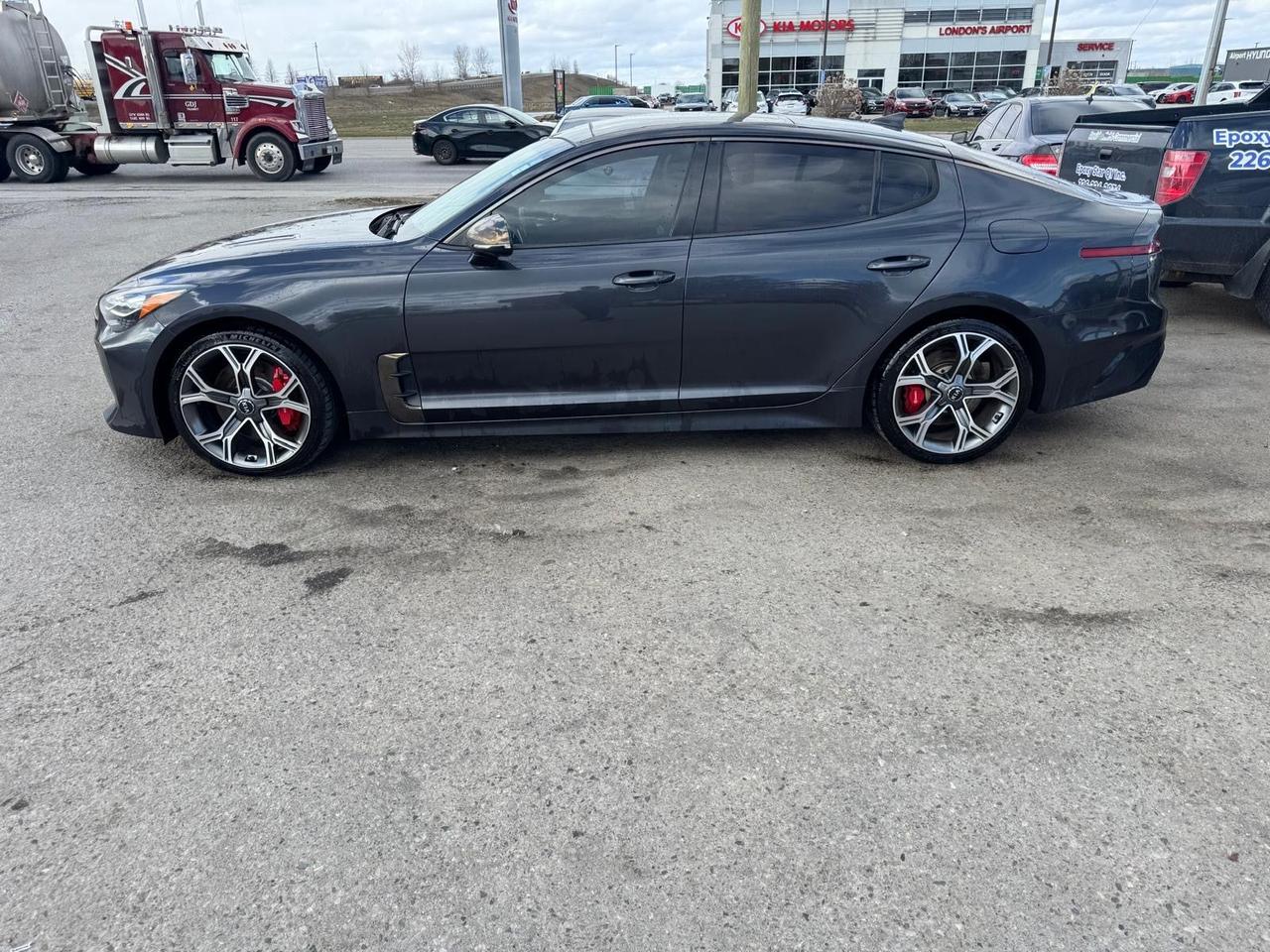 2018 Kia Stinger GT LIMITED, RED LEATHER, LOADED, AWD, CERTIFIED Photo