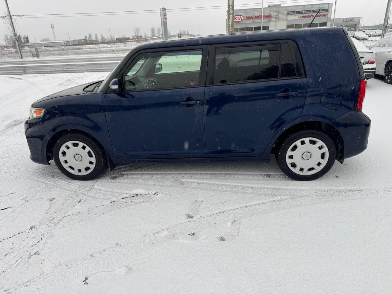 2015 Scion xB HATCH, ONLY 95KMS, AUTO, RELIABLE, CERTIFIED Photo