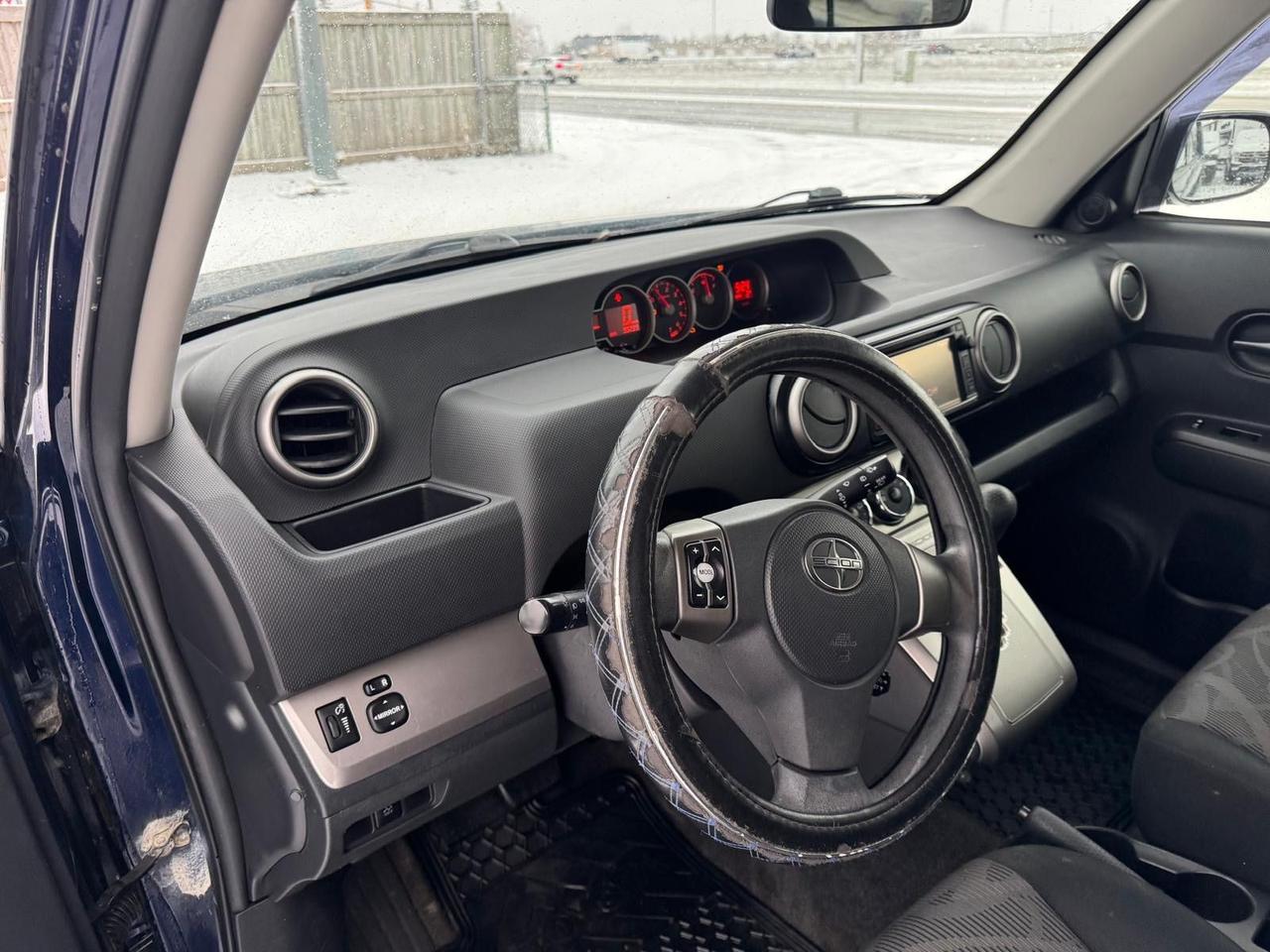 2015 Scion xB HATCH, ONLY 95KMS, AUTO, RELIABLE, CERTIFIED Photo