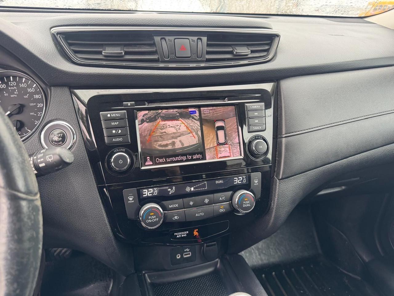 2018 Nissan Rogue SV AWD, BLACK ON BLACK,SUNROOF, CERTIFIED Photo