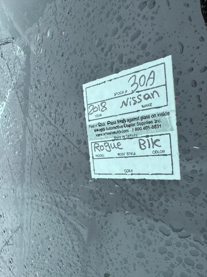 2018 Nissan Rogue SV AWD, BLACK ON BLACK,SUNROOF, CERTIFIED Photo