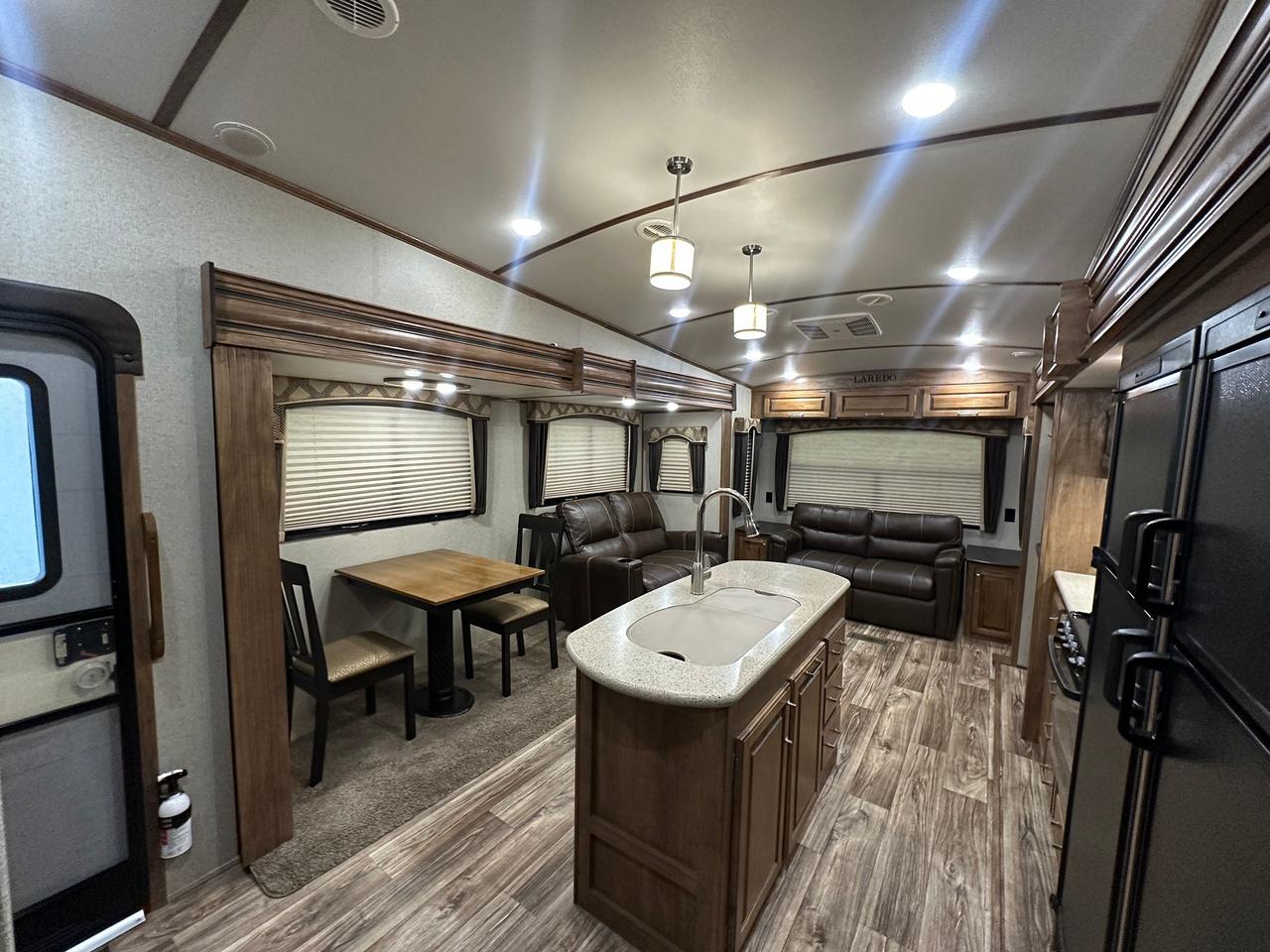 2019 Keystone RV Laredo 290SRL 