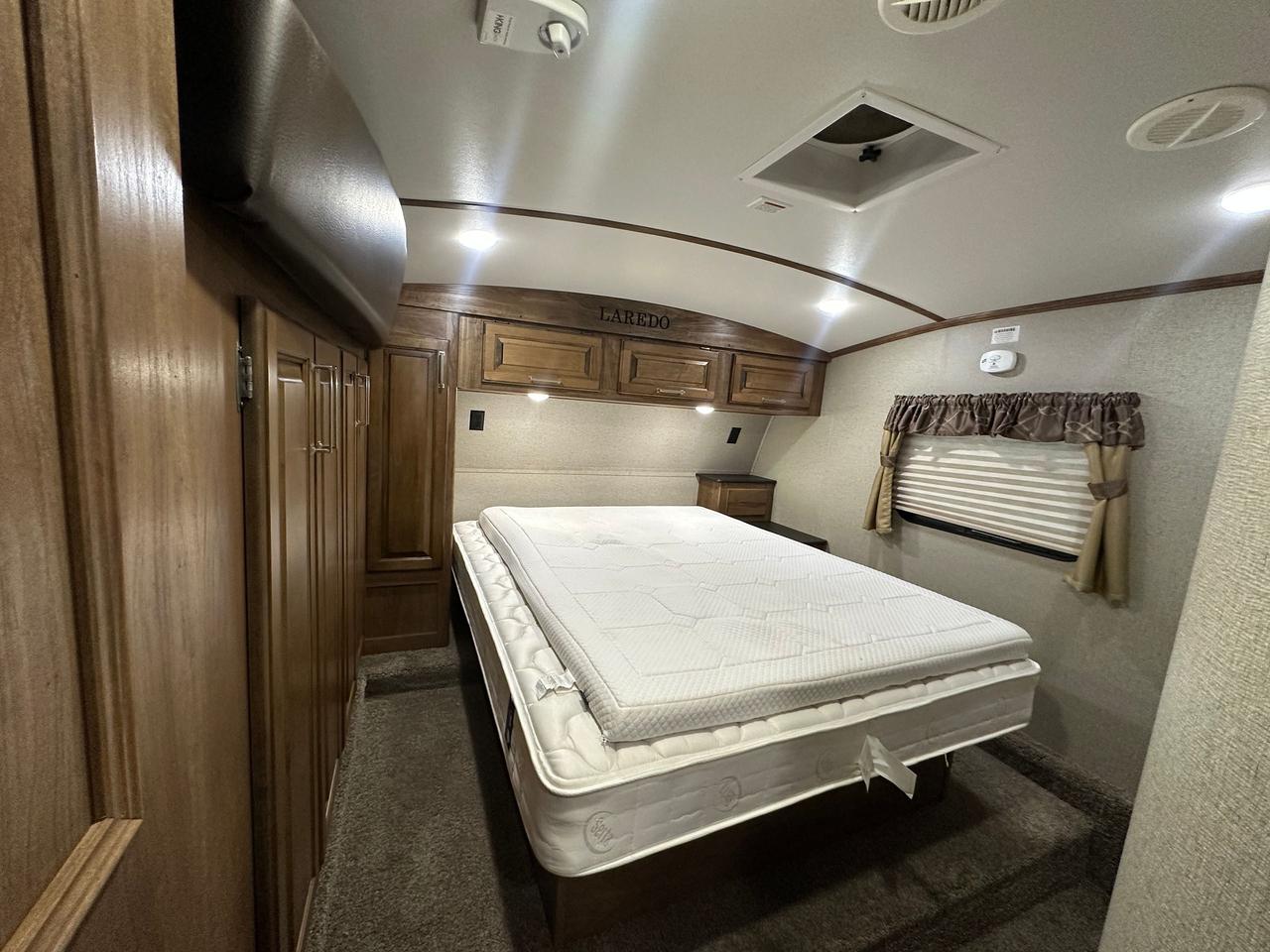 2019 Keystone RV Laredo 290SRL 