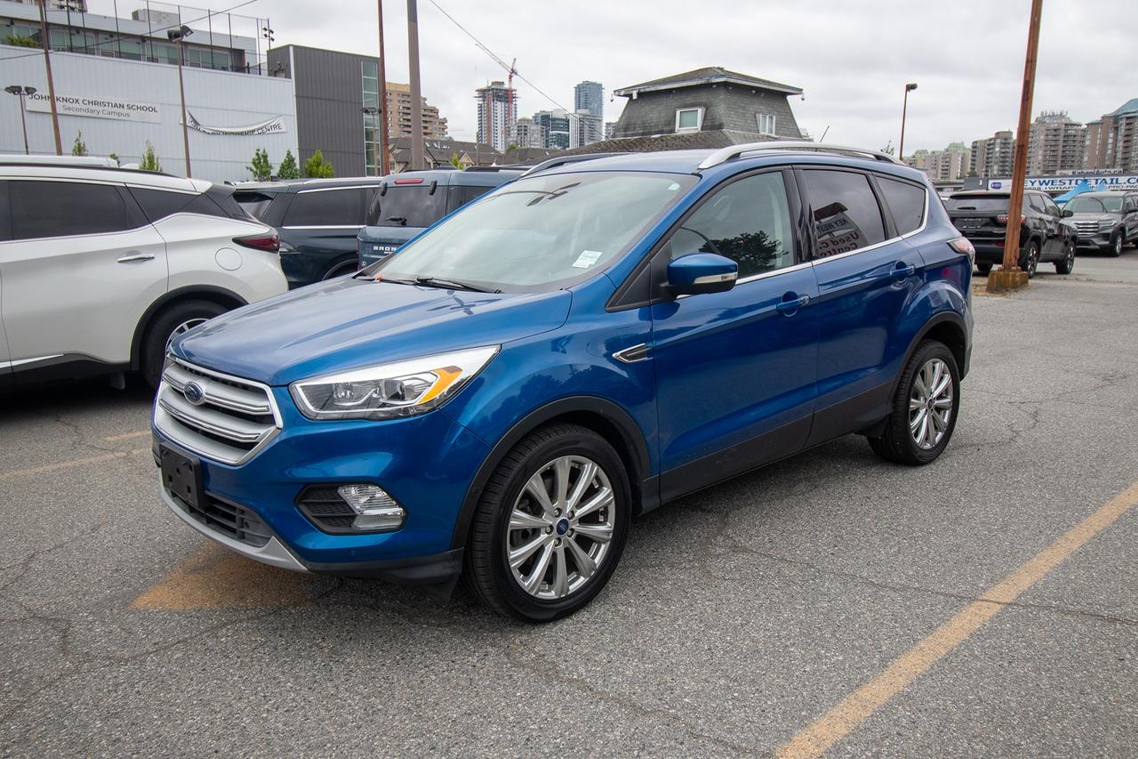 2017 Ford Escape Titanium Photo1