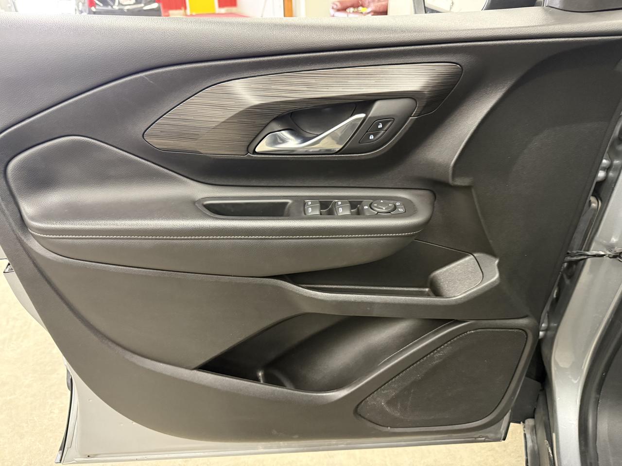 2023 GMC Terrain SLE Photo