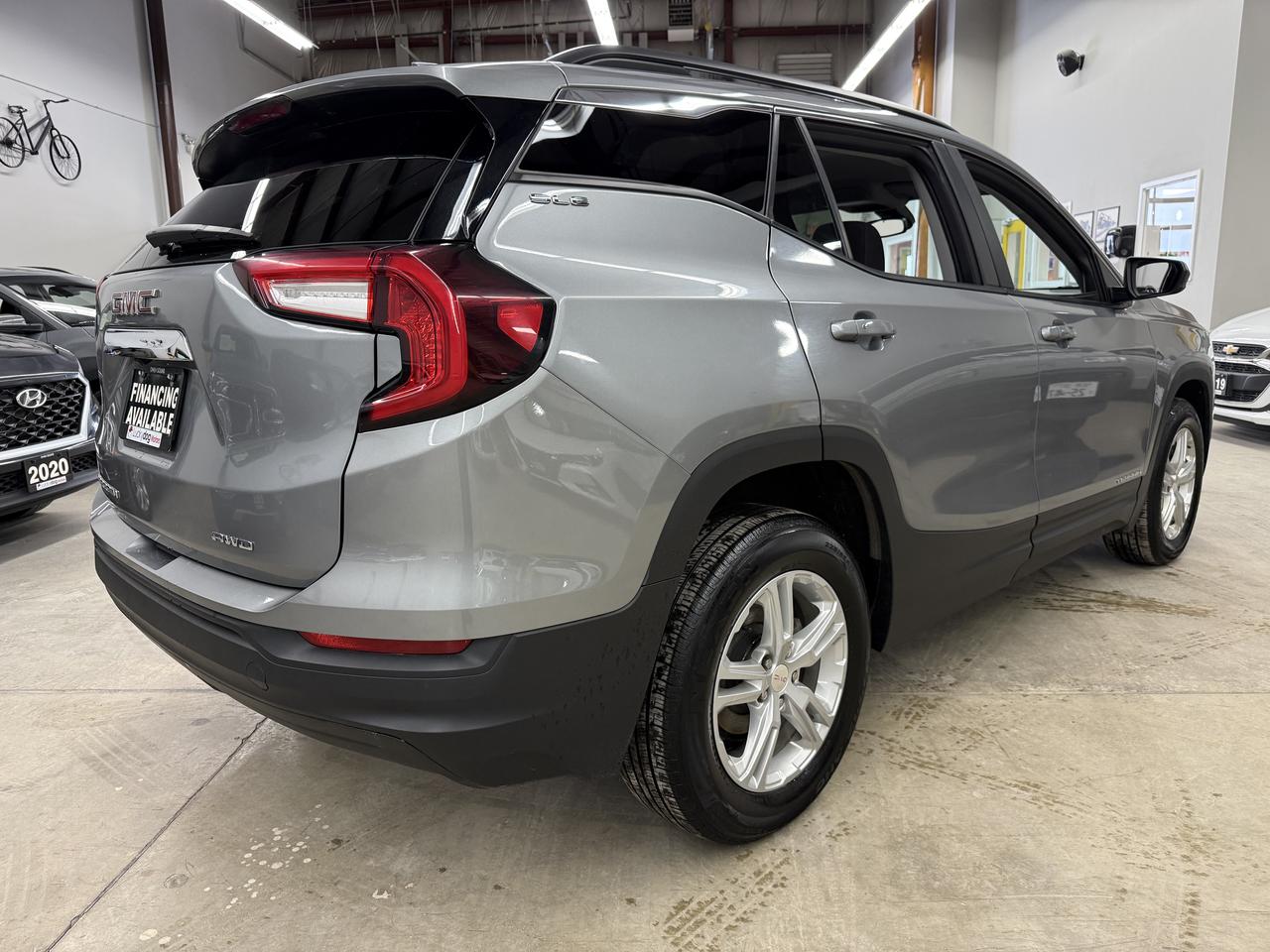 2023 GMC Terrain SLE Photo