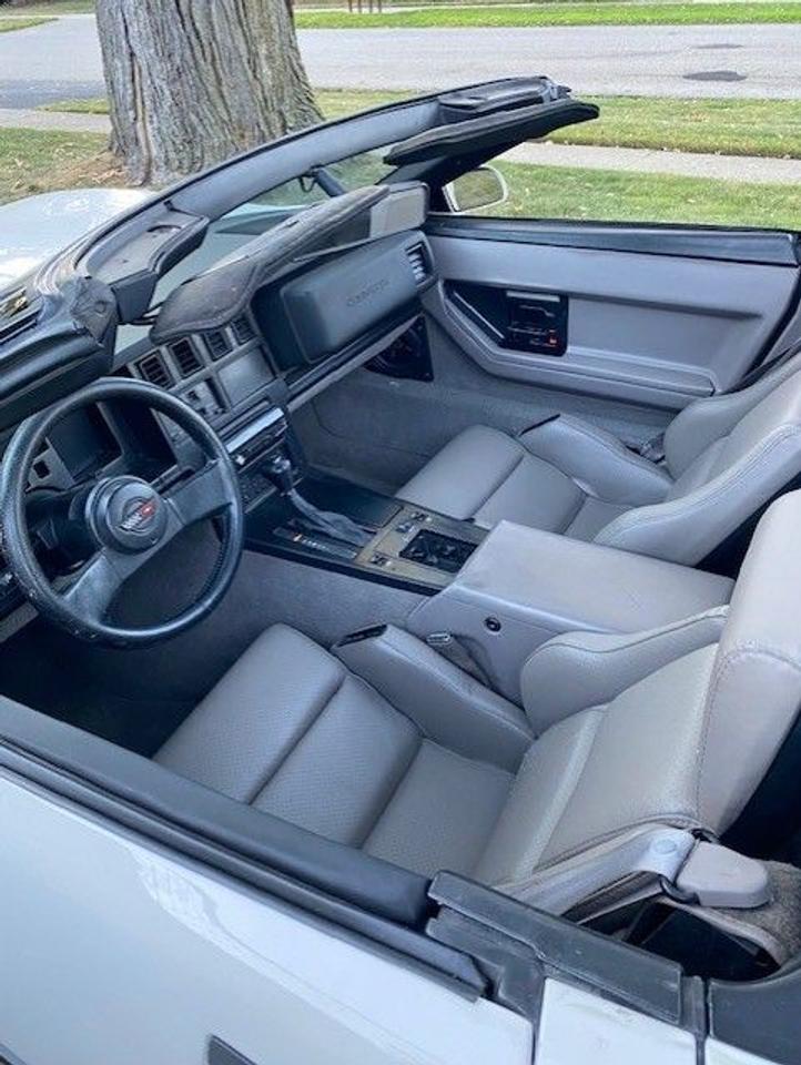 1988 Chevrolet Corvette Convertible Photo