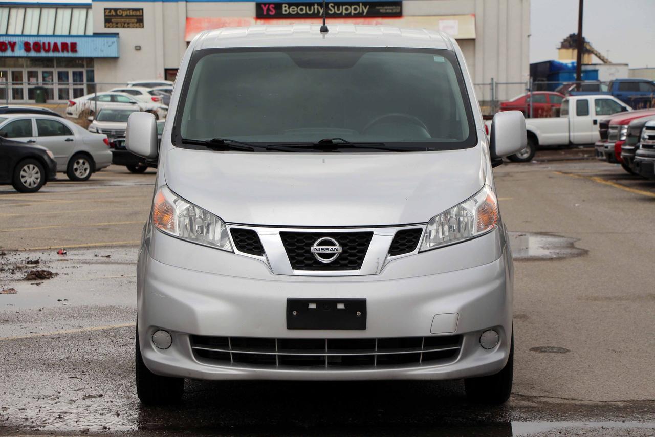 2013 Nissan NV200 SV Photo
