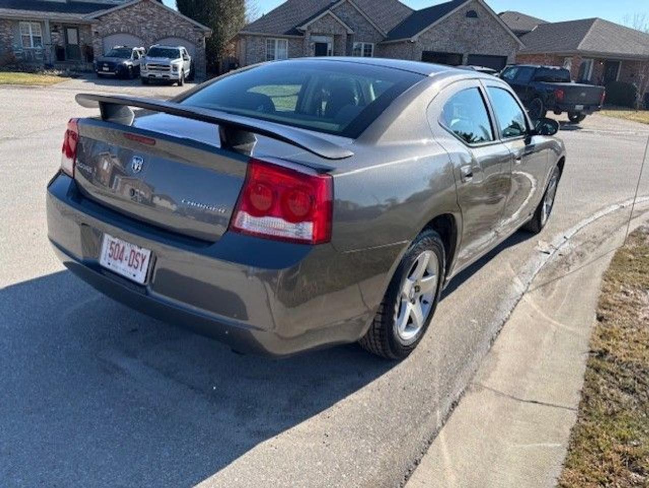 2010 Dodge Charger SE Photo
