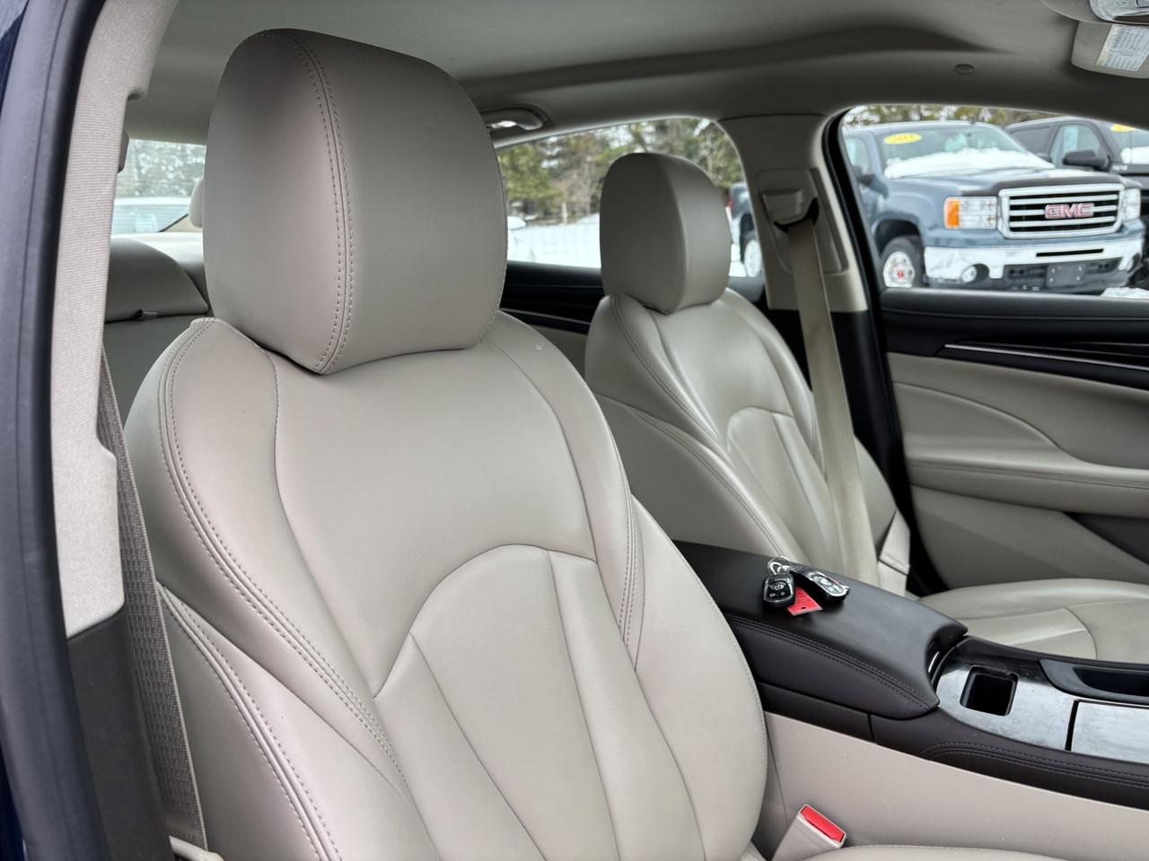 2017 Buick LaCrosse Preferred Photo