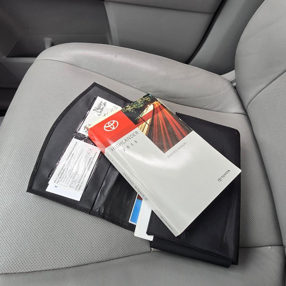 2013 Toyota Highlander 4WD 4dr Limited Photo