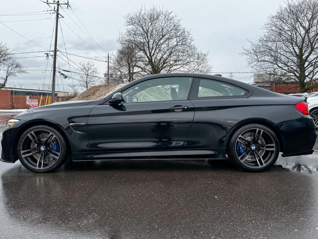 2016 BMW M4 Manual/No accidents/Harmon Kardon/Carbon lip Photo3