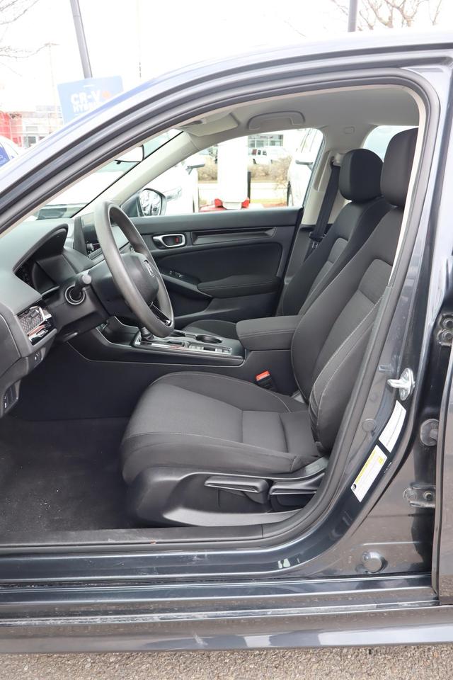 2022 Honda Civic LX 4dr Sedan Photo