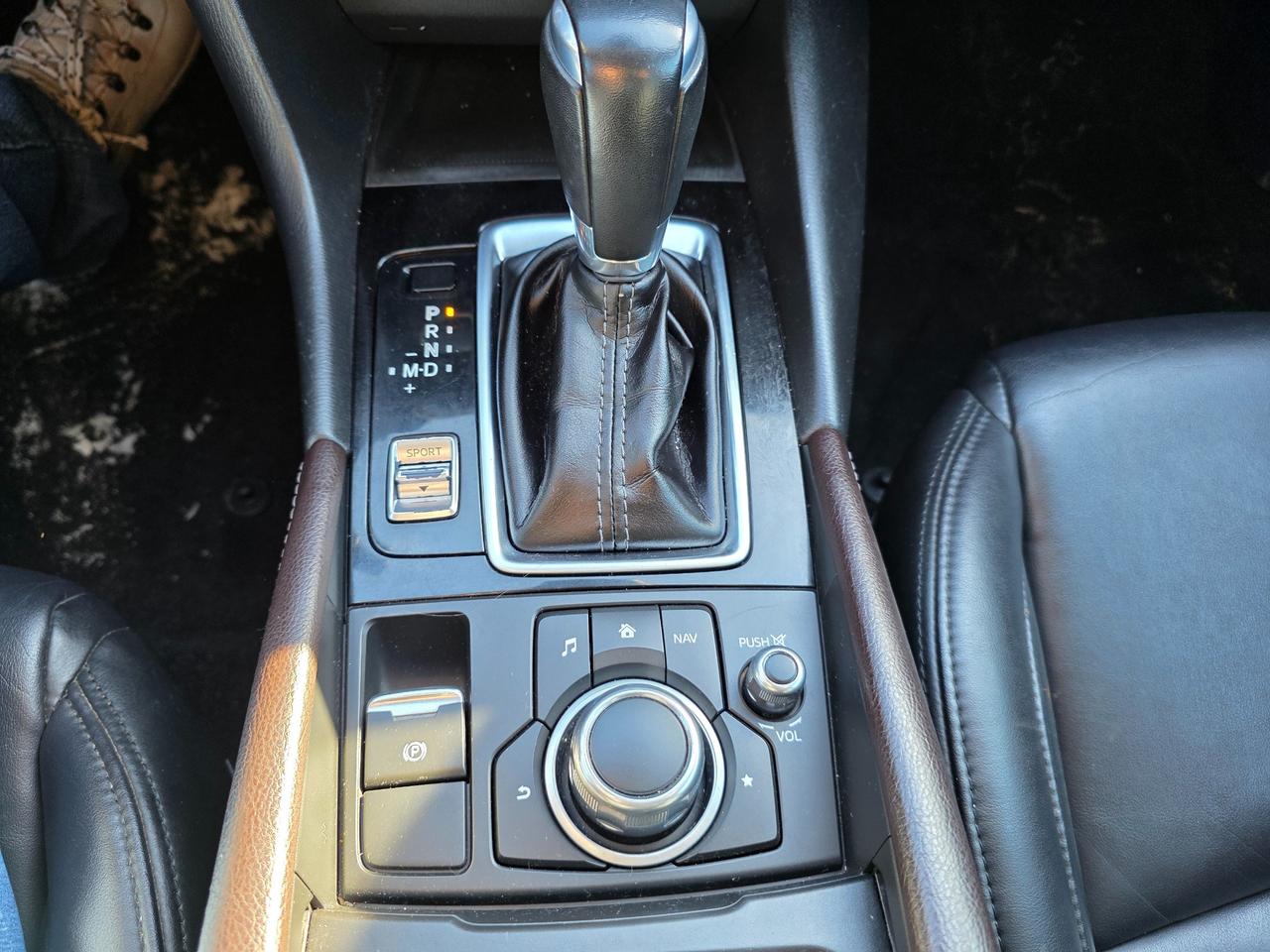 2018 Mazda 3 50th Anniversary Edition (A6) 4dr Sedan Photo