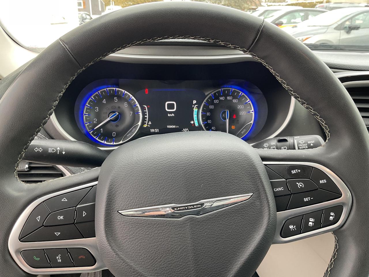 2023 Chrysler Pacifica Touring-L Front-Wheel Drive Passenger Van Photo