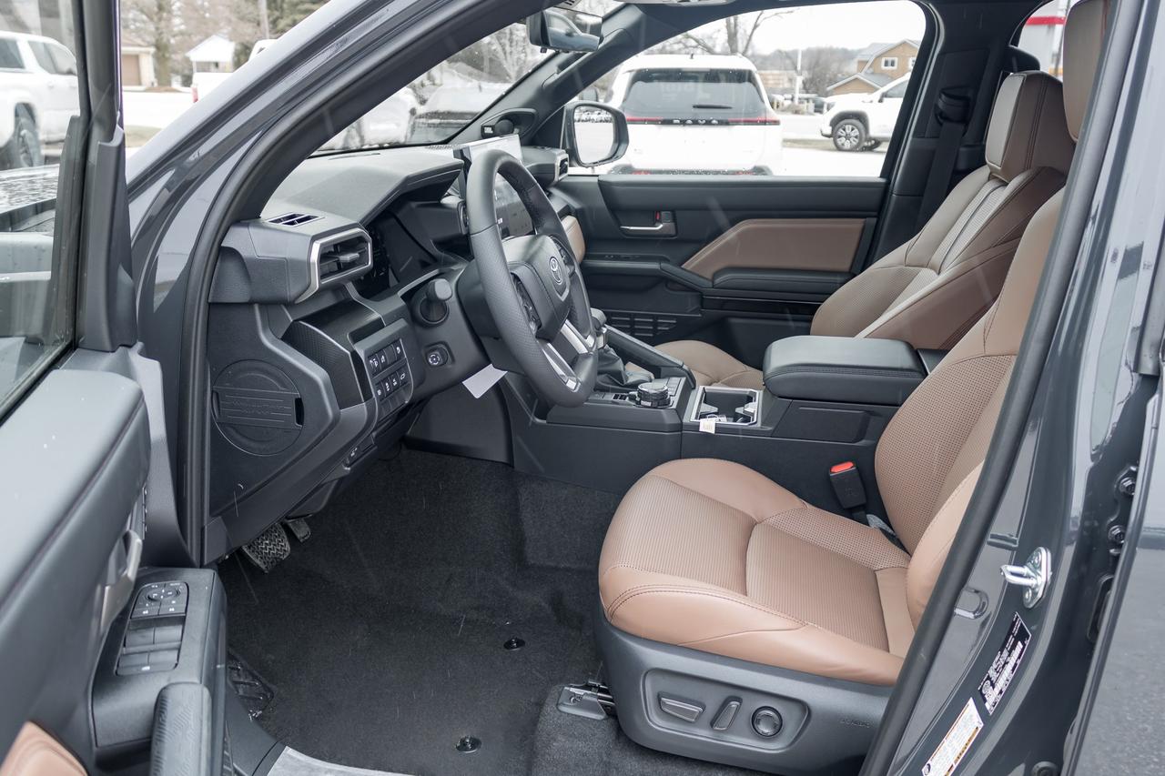 2026 Toyota 4Runner Base 4dr 4x4 Photo