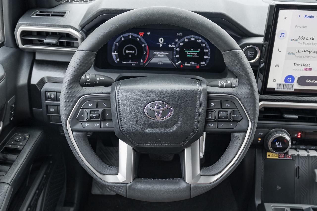 2026 Toyota 4Runner Base 4dr 4x4 Photo