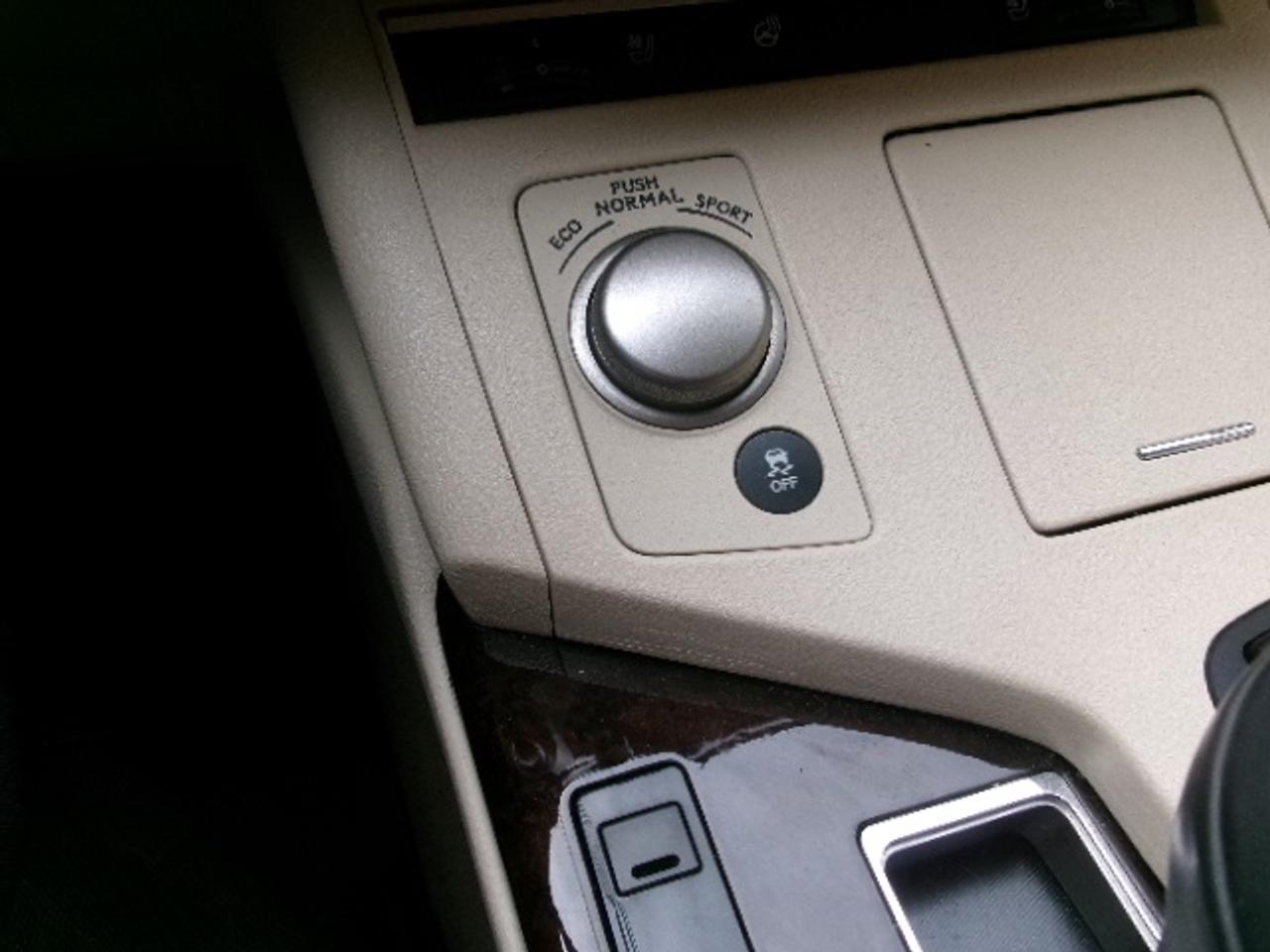 2013 Lexus ES Base Photo