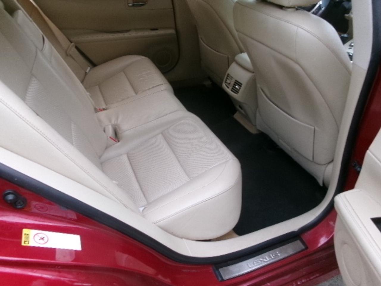 2013 Lexus ES Base Photo