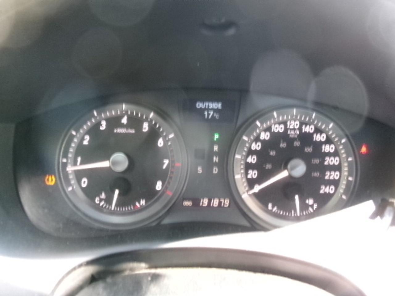 13745642