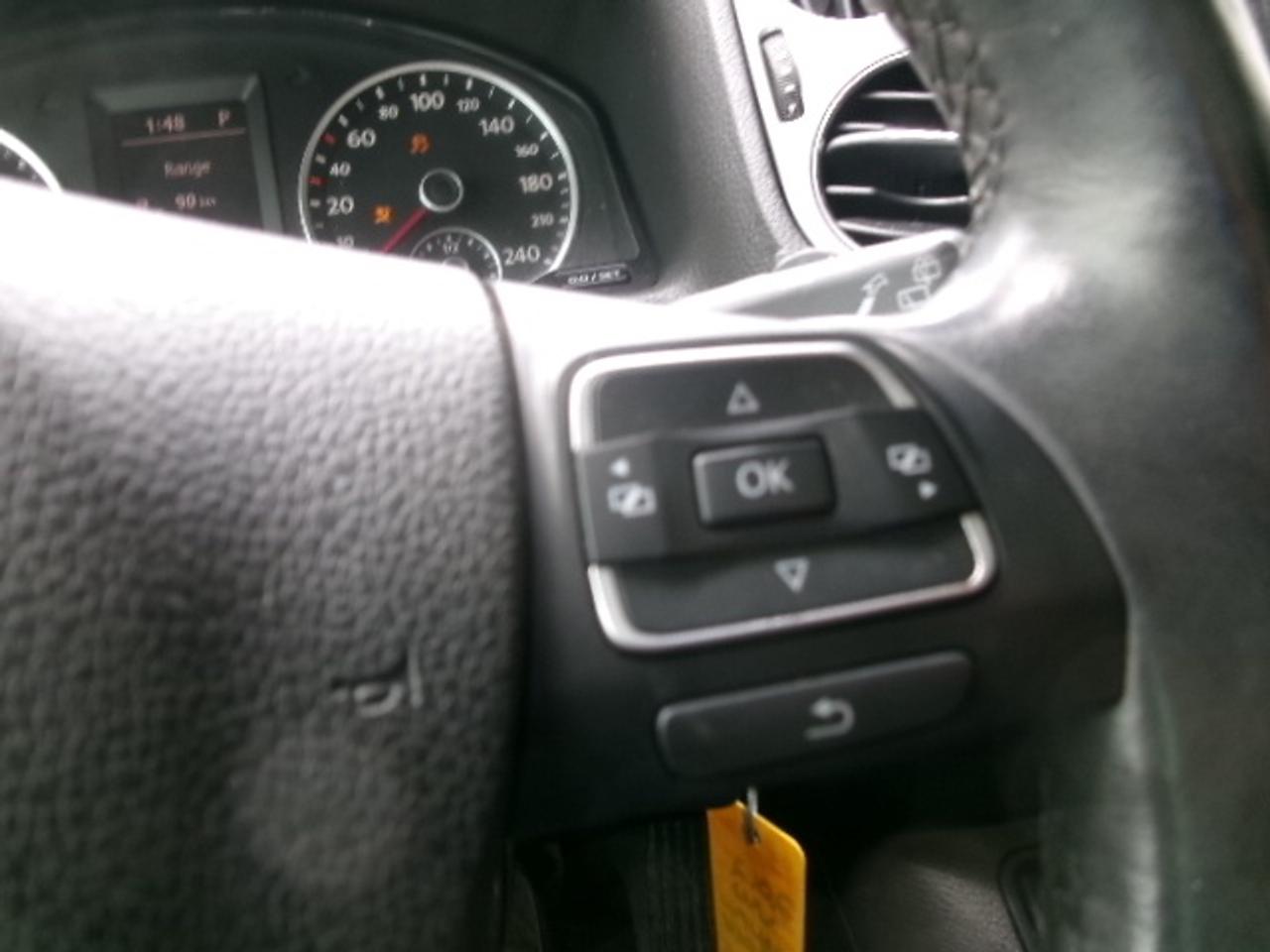 2012 Volkswagen Tiguan S Photo