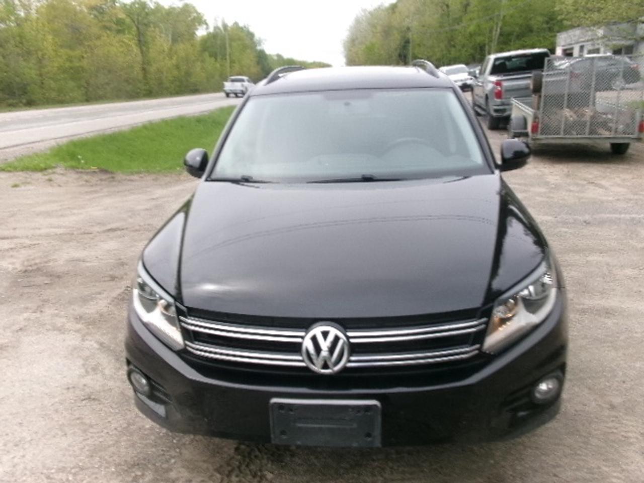 2012 Volkswagen Tiguan S Photo