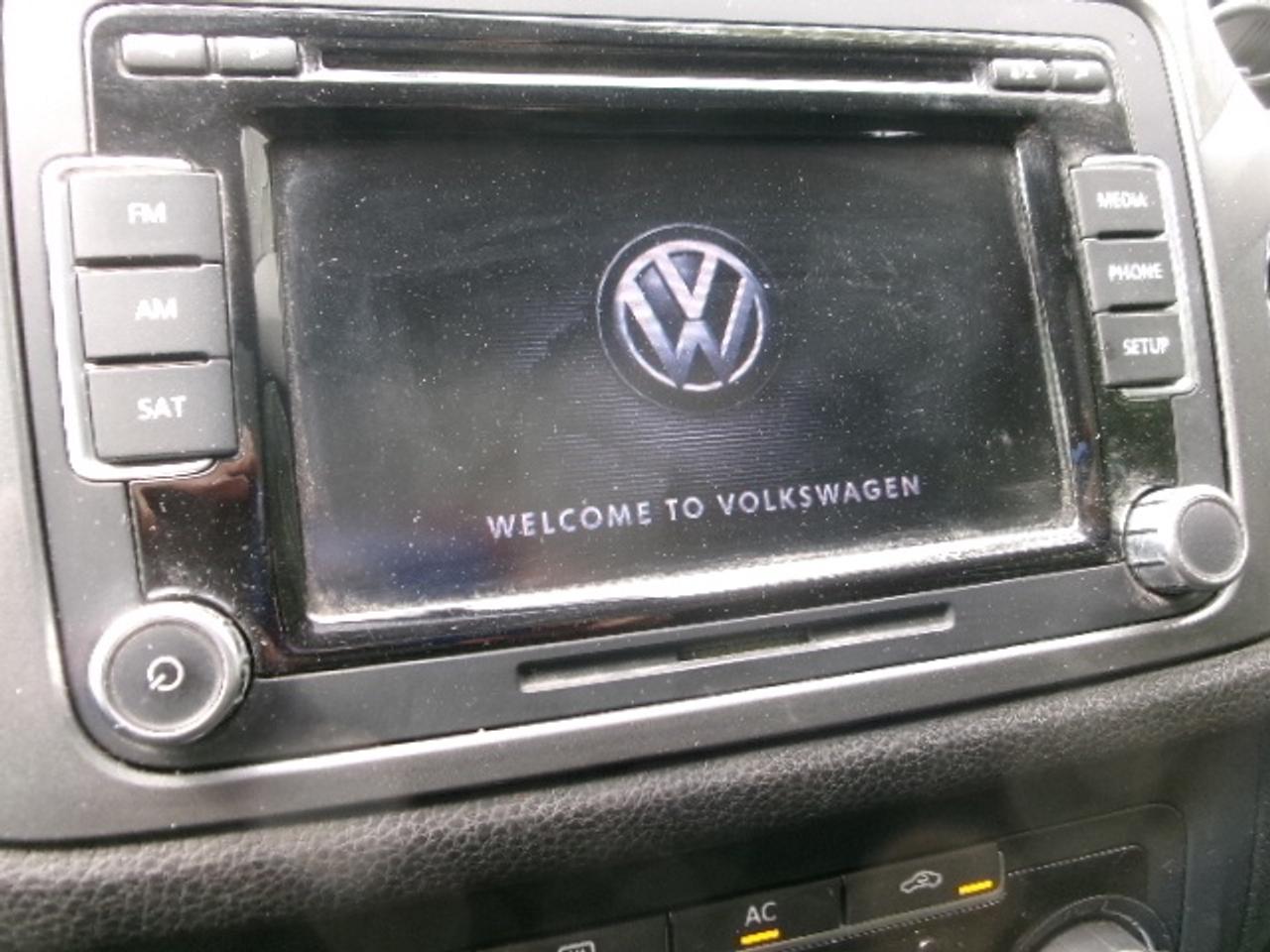 2012 Volkswagen Tiguan S Photo