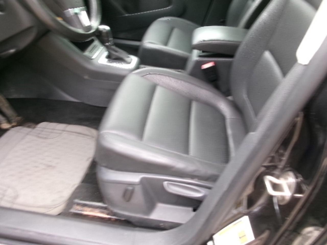 2012 Volkswagen Tiguan S Photo
