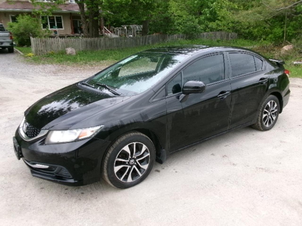 2015 Honda Civic LX Photo0