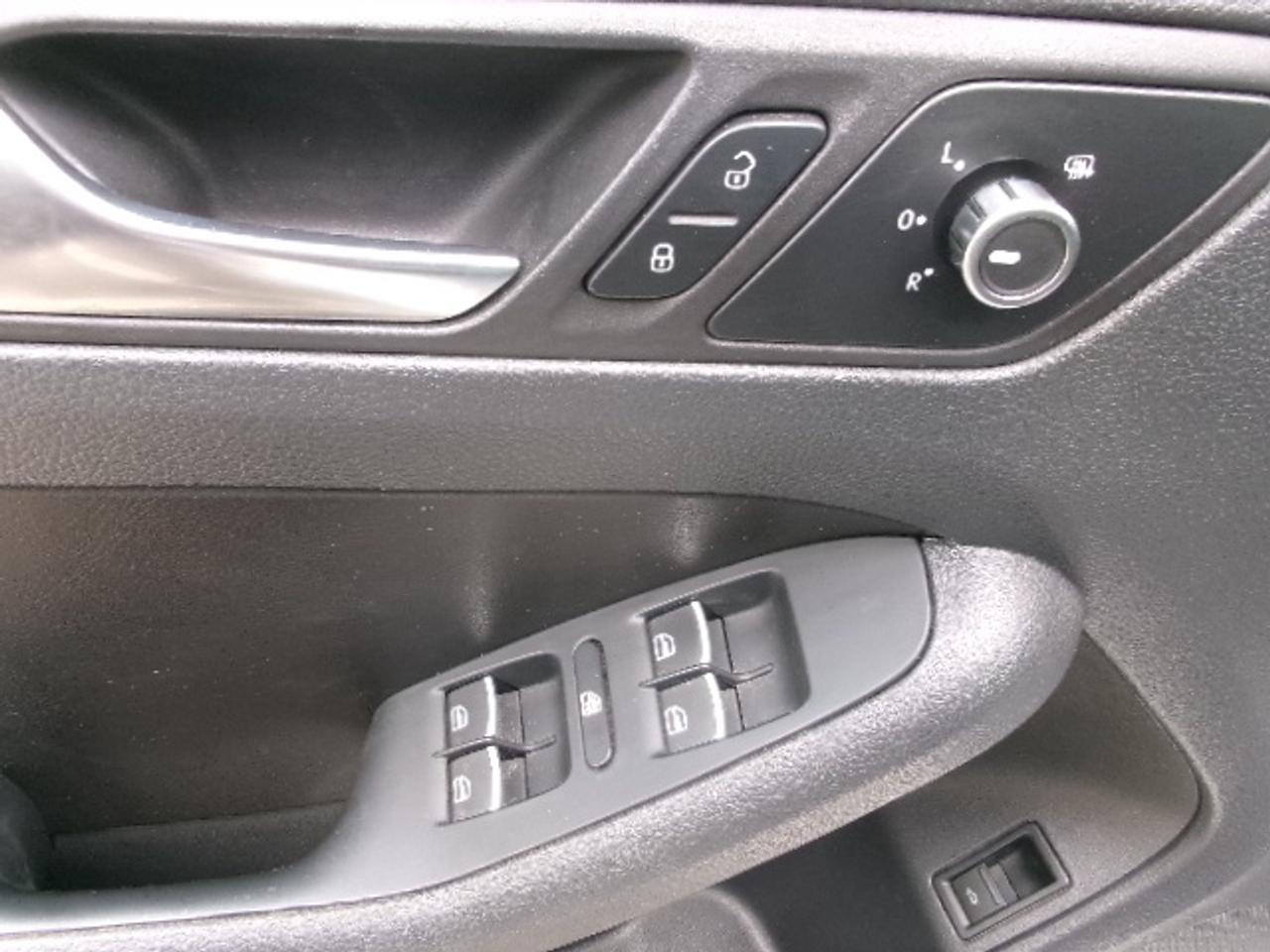 2012 Volkswagen Jetta GLI Photo