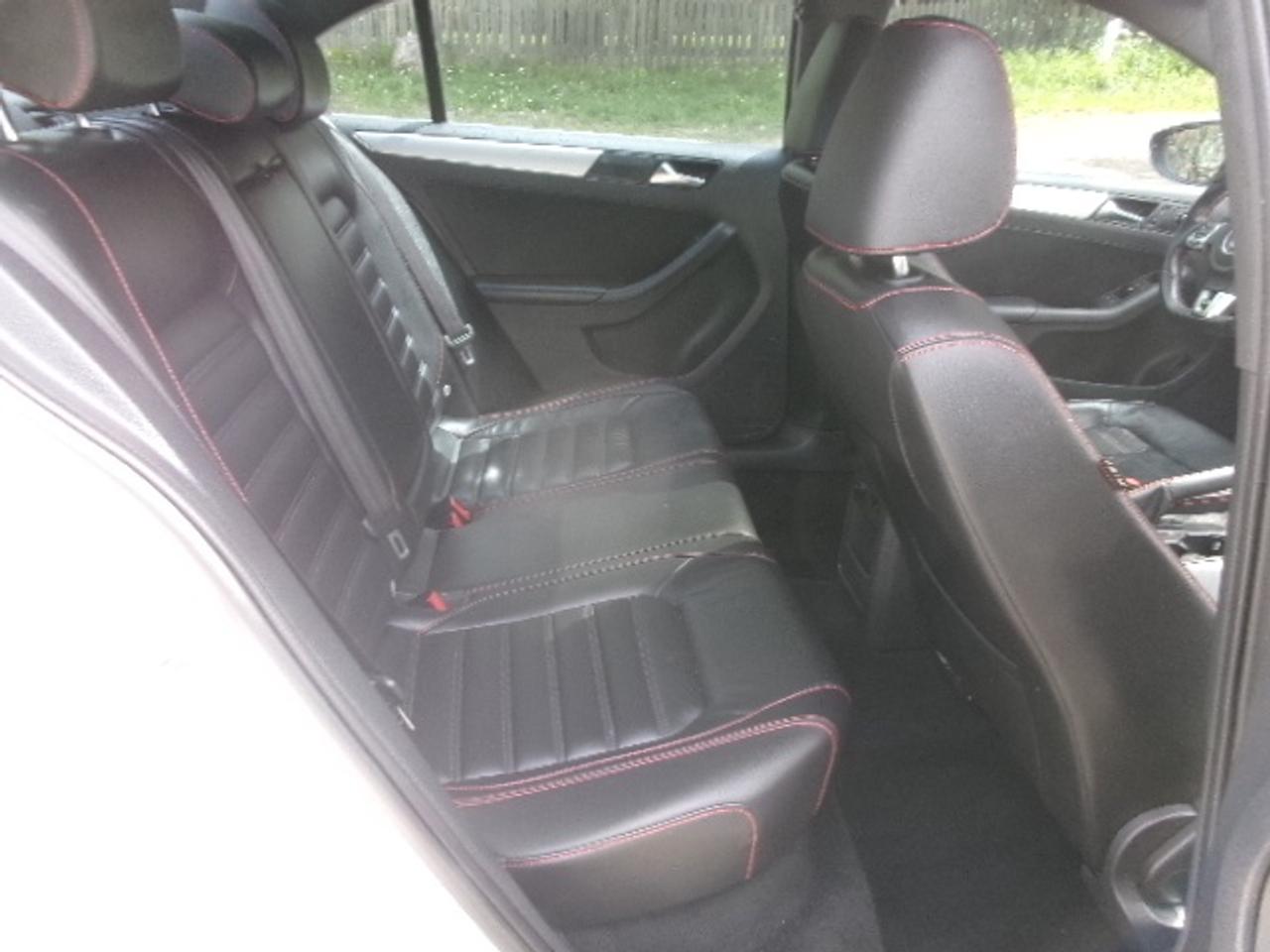 2012 Volkswagen Jetta GLI Photo