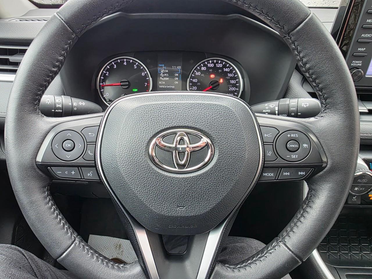 2021 Toyota RAV4 XLE 4dr All-wheel Drive Photo