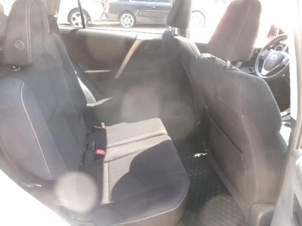 2013 Toyota RAV4 XLE Photo