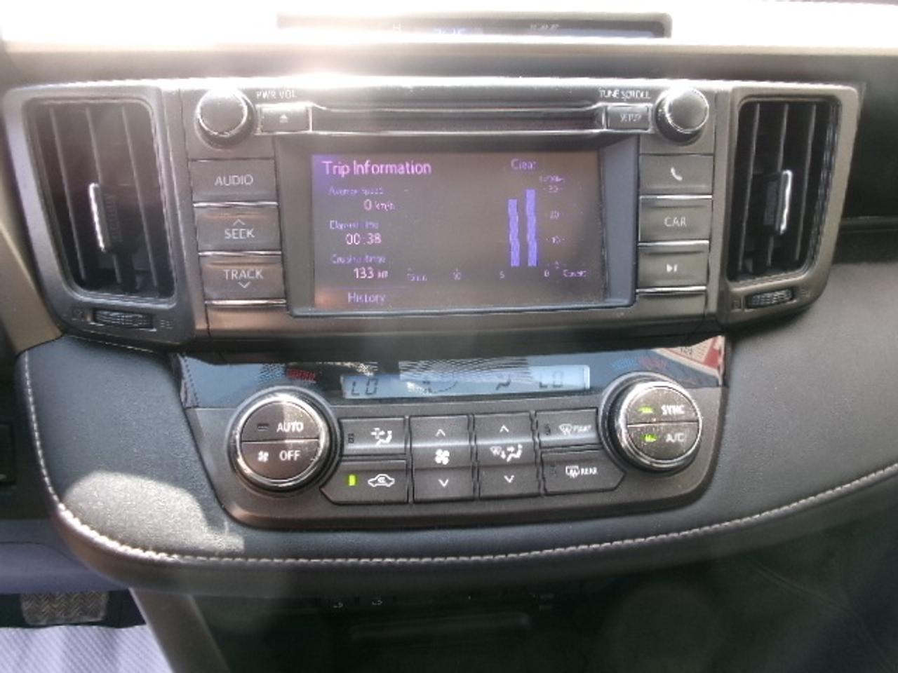 2013 Toyota RAV4 XLE Photo