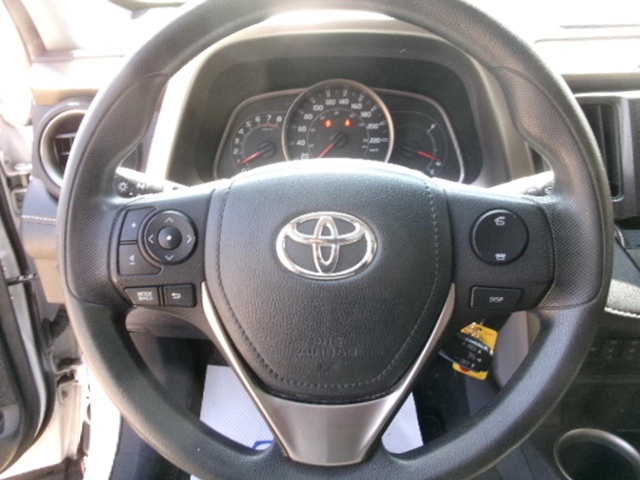 2013 Toyota RAV4 XLE Photo