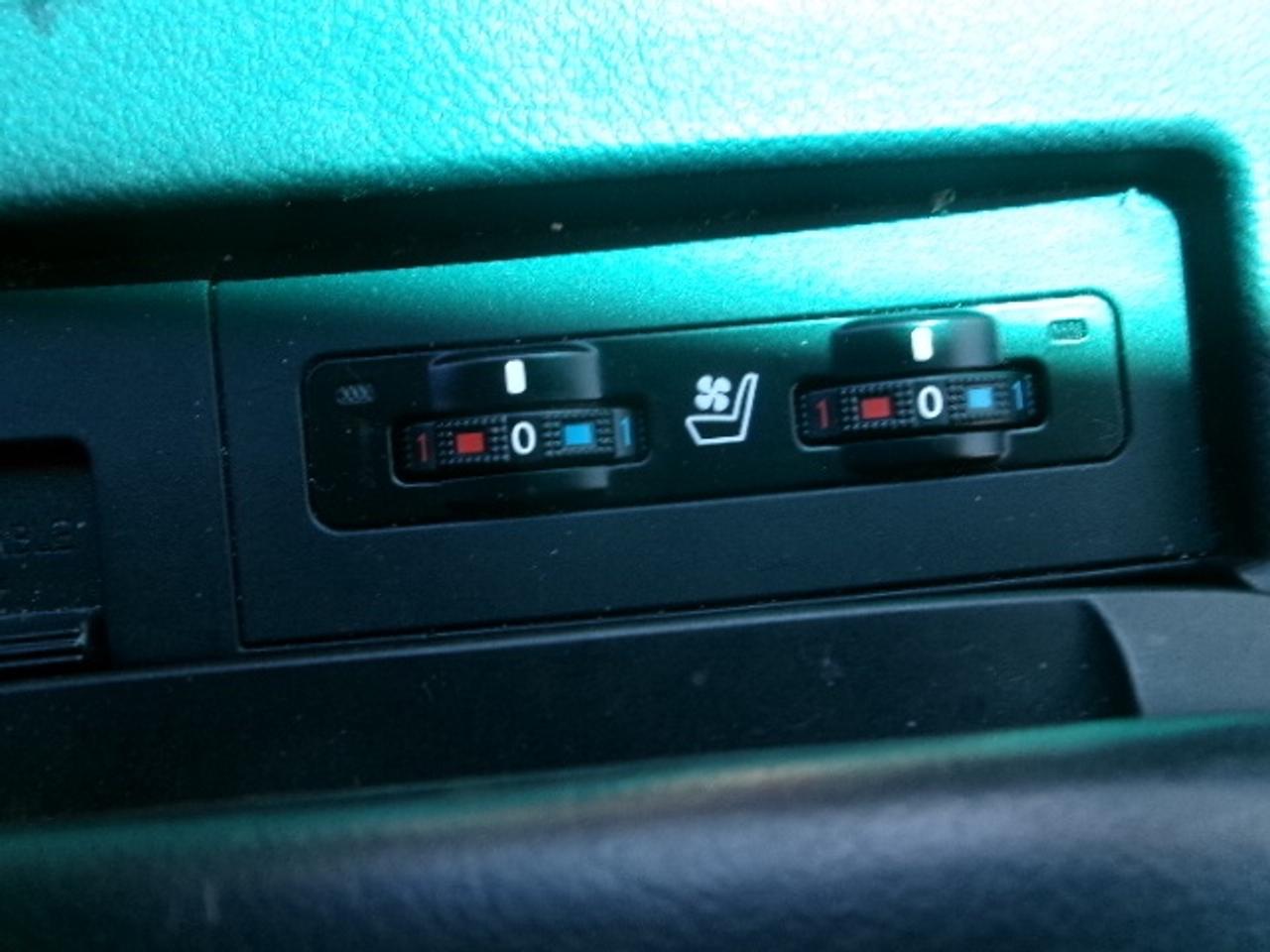 2010 Lexus RX Base Photo