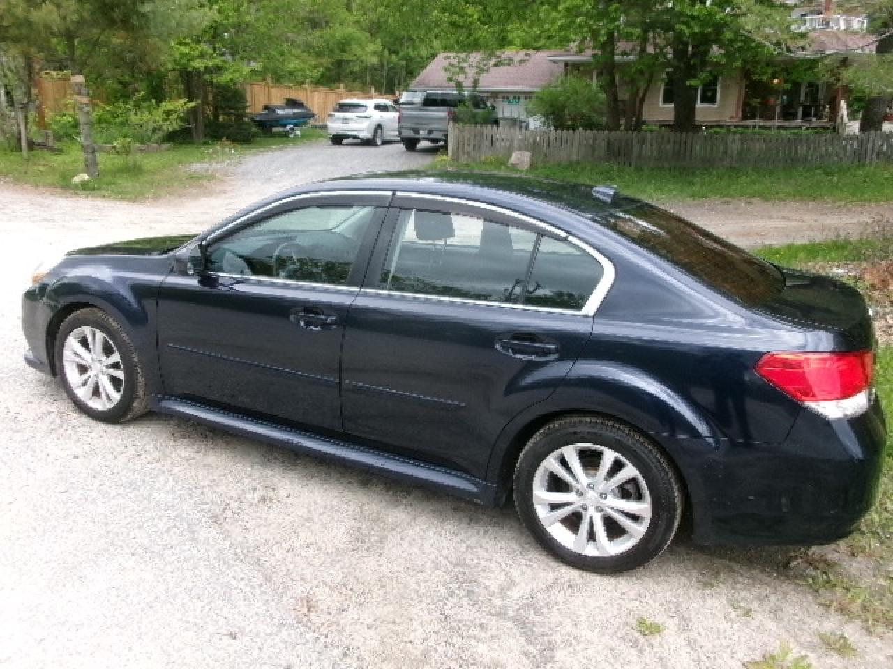 2013 Subaru Legacy 3.6R Limited Photo