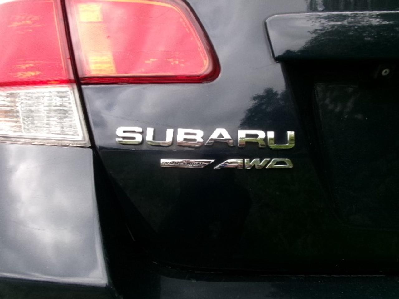 2013 Subaru Legacy 3.6R Limited Photo