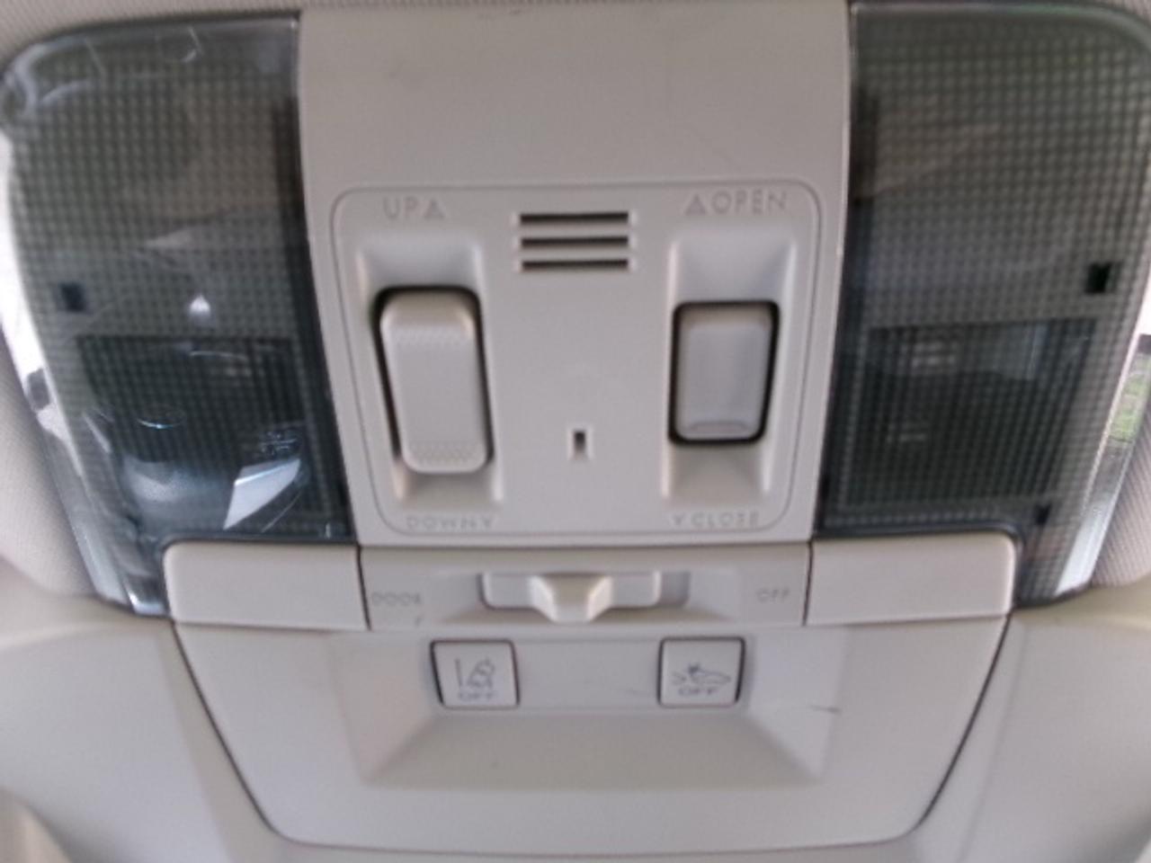2013 Subaru Legacy 3.6R Limited Photo