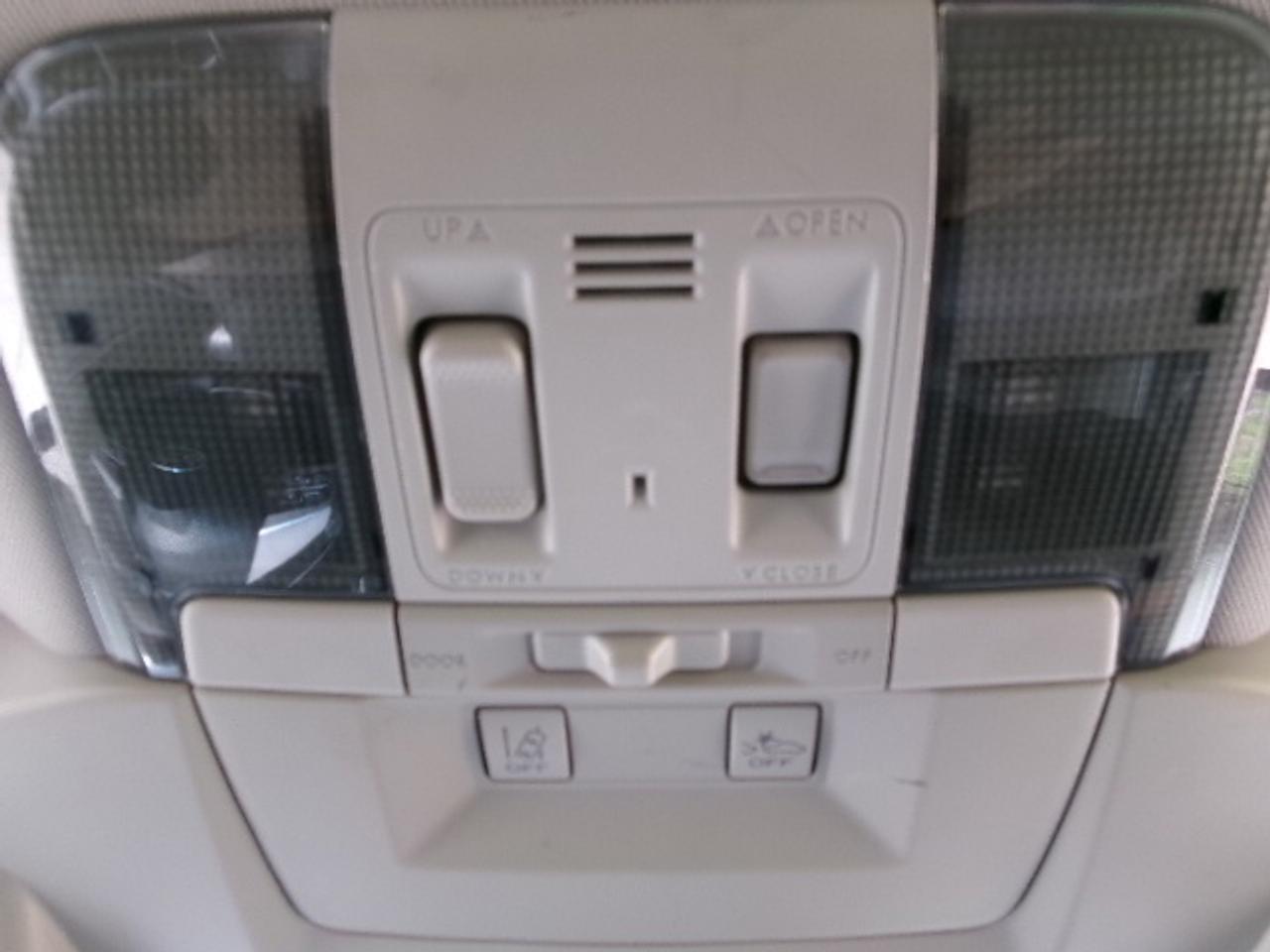 2013 Subaru Legacy 3.6R Limited Photo