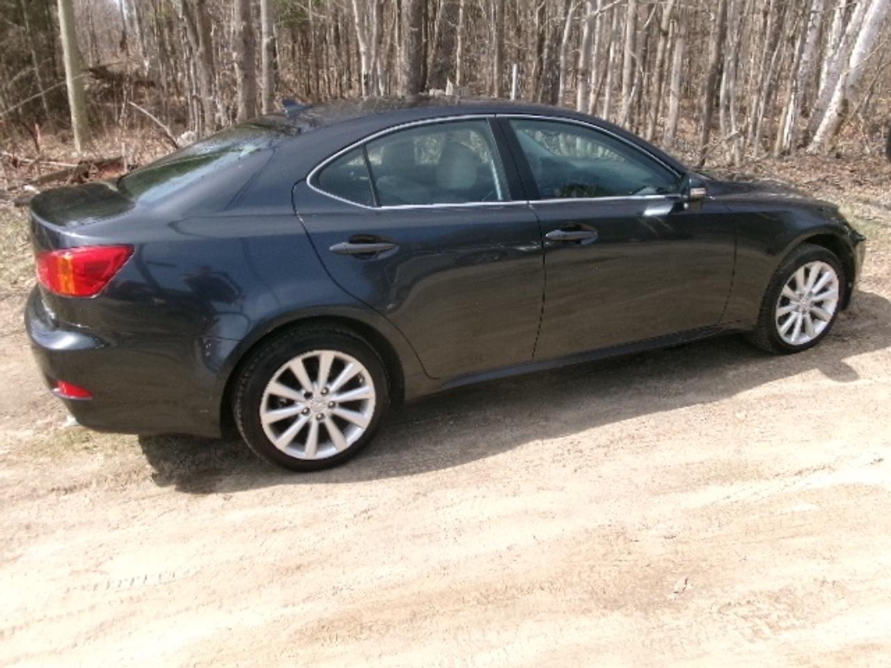 2009 Lexus IS 250 Base Photo