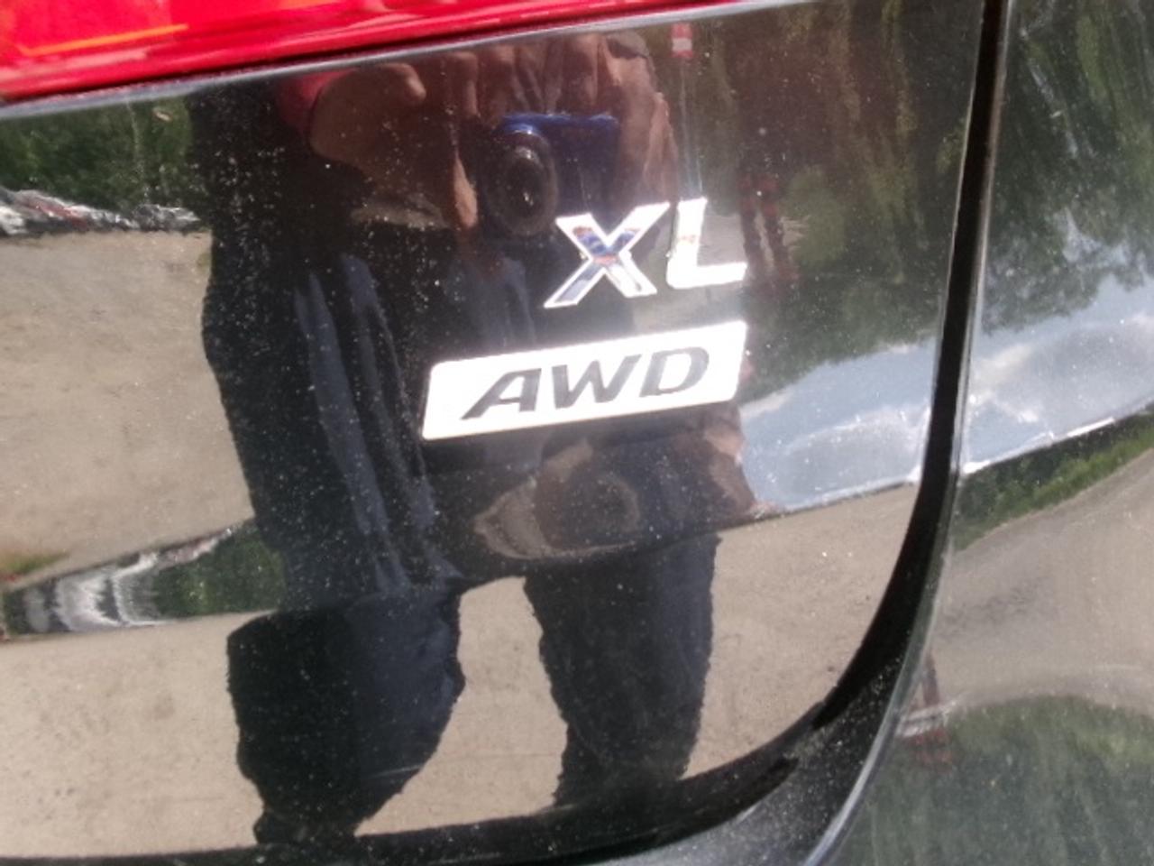 2015 Hyundai Santa Fe XL LIMITED Photo4