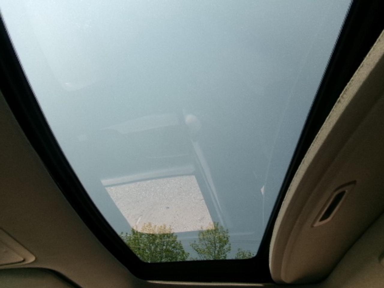 2012 Honda Odyssey EX-L Photo3